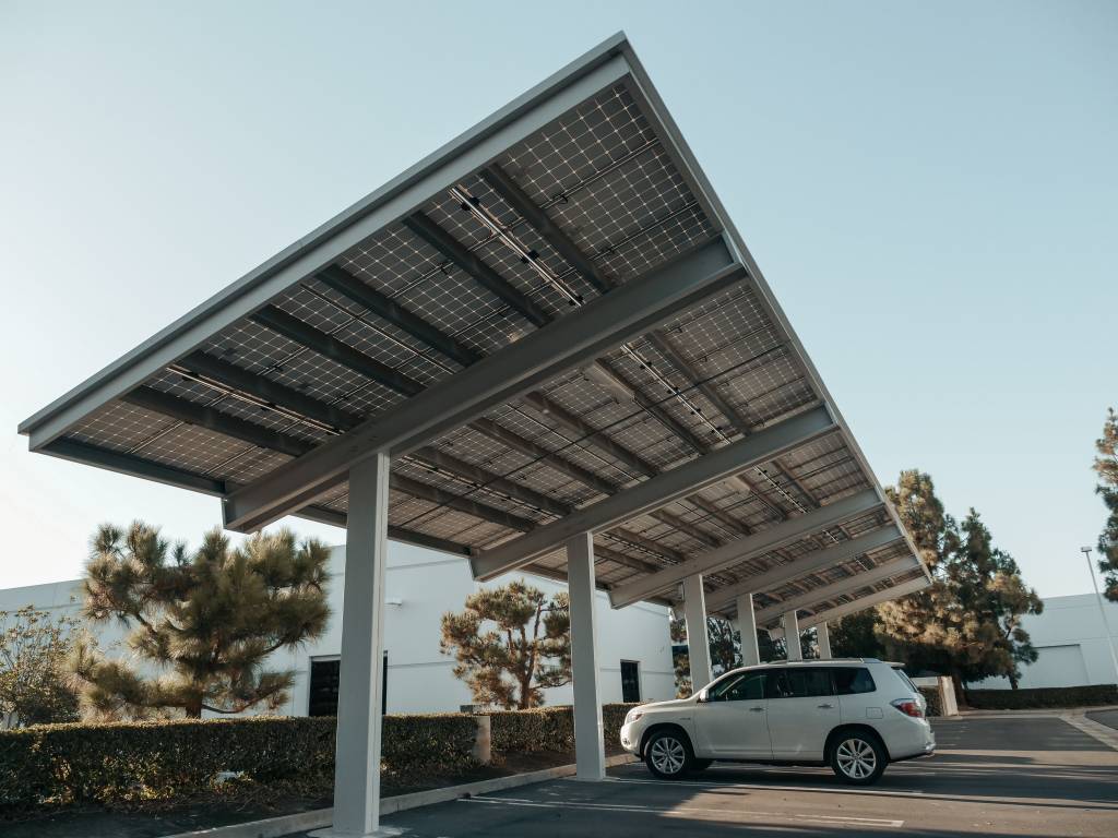 Les avantages d’un carport pour protéger son véhicule à Le Mans